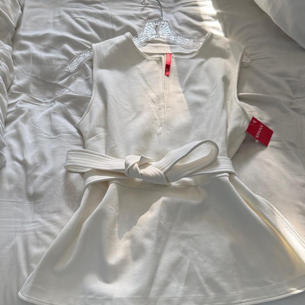 SPANX White Sleeveless Tie-Waist Peplum Top